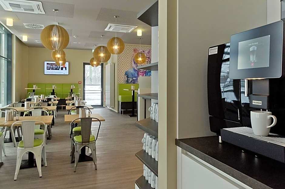 Super 8 Munich City West