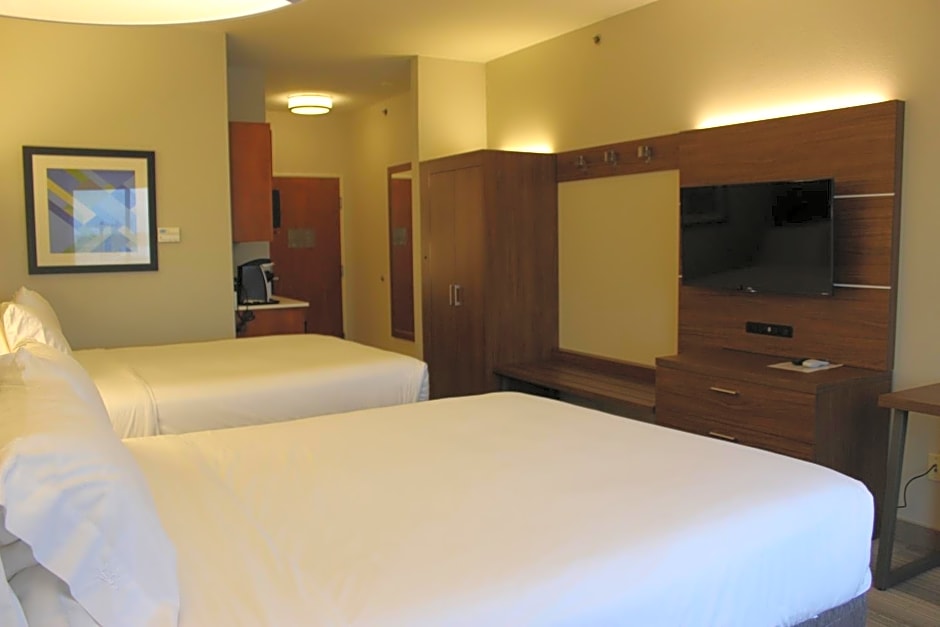 Holiday Inn Express Hotel & Suites Mansfield By IHG