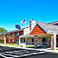 AmericInn by Wyndham Elkhorn Near Lake Geneva