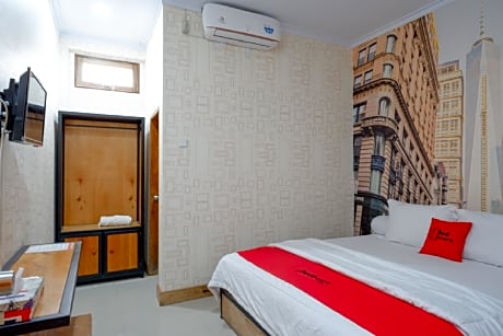 RedDoorz Syariah near Universitas Negeri Gorontalo 2