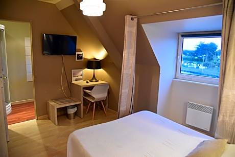 Classic Double Room with Harbor View