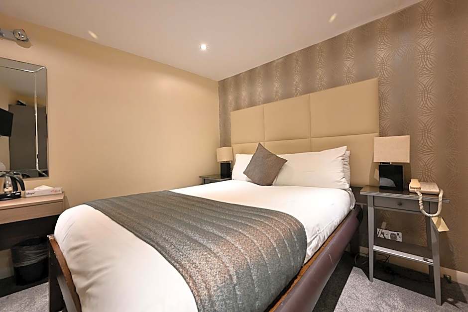 Duke Of Leinster Hotel