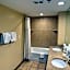 Travelodge by Wyndham Suites Virginia Beach Oceanfront