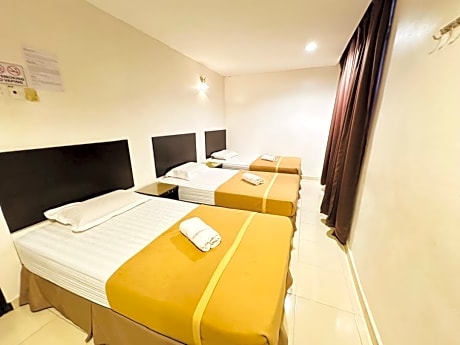3 Single Beds for 3 persons