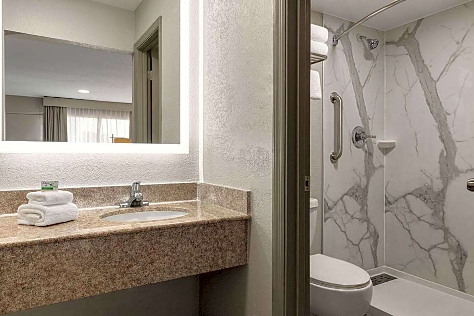 Baymont by Wyndham Emporia VA