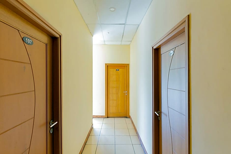 RedDoorz @ Iodium Residence Cikarang