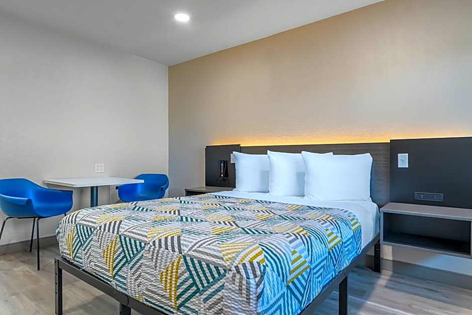 Motel 6-Willows, CA