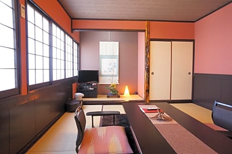 Room with Tatami Area and Shared Bathroom - Non-Smoking