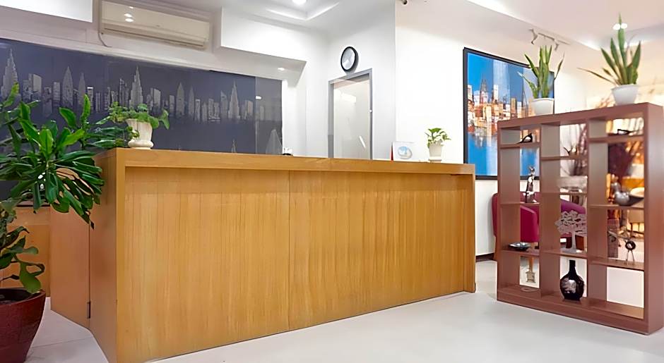 Hotel O Townhouse Oak Grand Orienchi