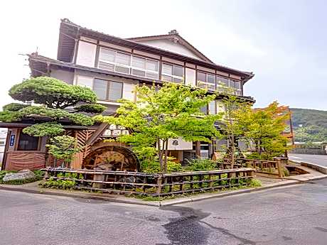 Kappo Ryokan Shiratame Ryokan