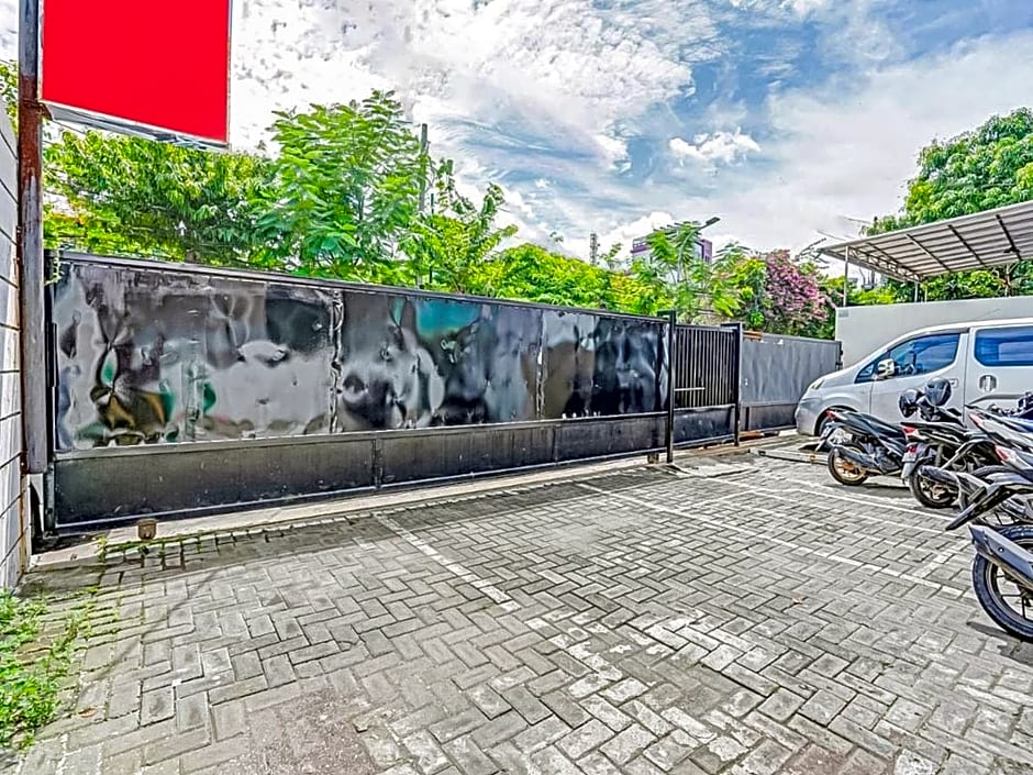 KoolKost near Tunjungan Plaza