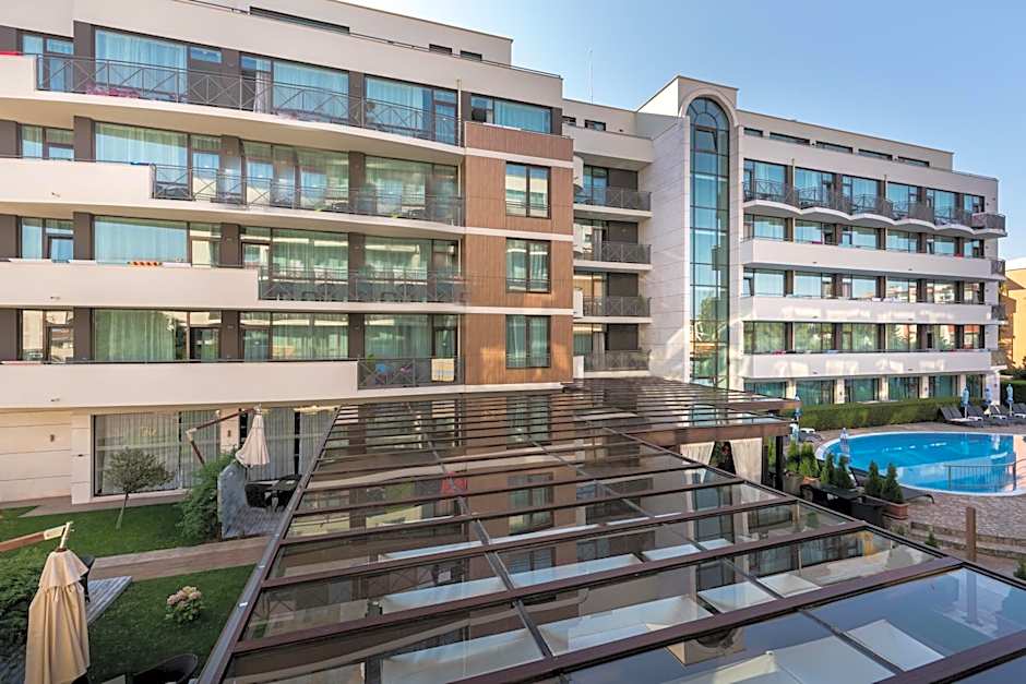 Lion Sunny Beach Hotel