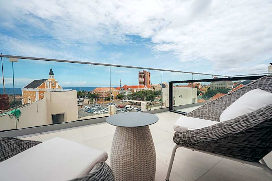 Elements Hotel & Shops Curacao