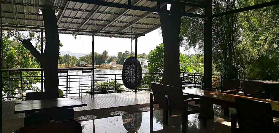 T & T Hostel Kanchanaburi
