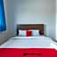 RedDoorz Plus near Kepri Mall