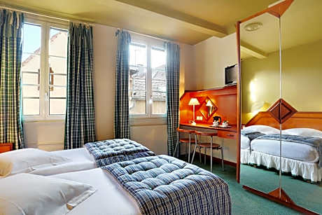 Cozy Twin Room at the Back