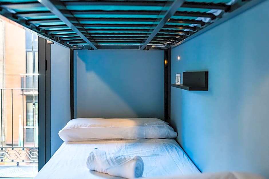 Hostel Carlota Braun