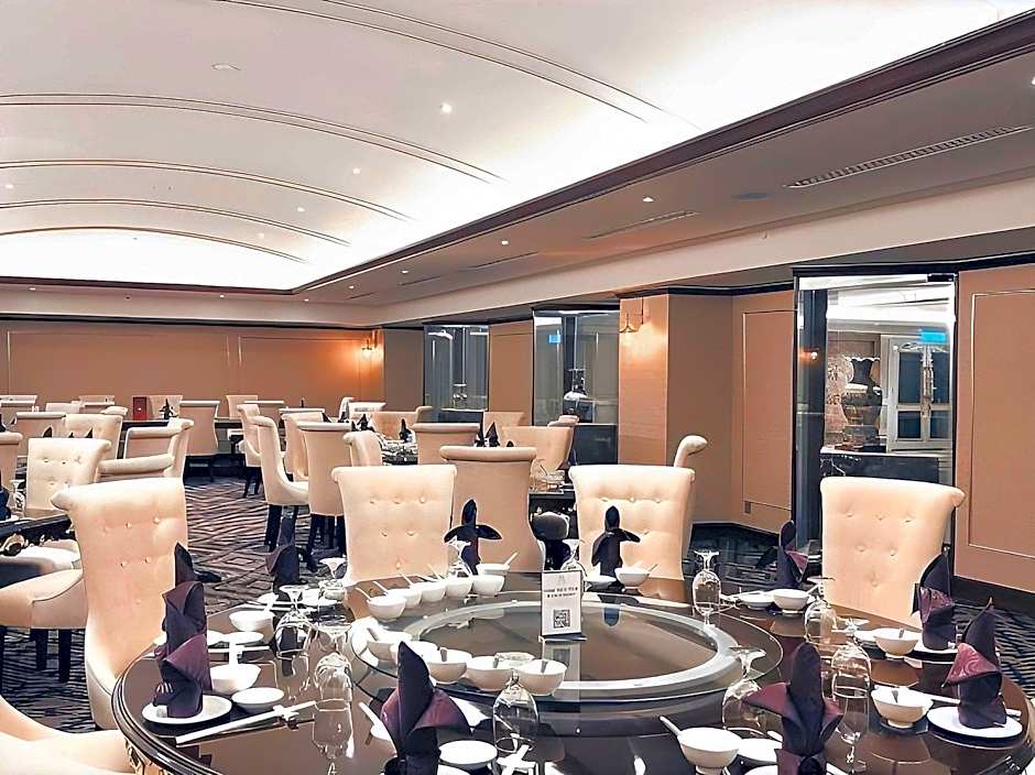 Puteri Wing - Riverside Majestic Hotel