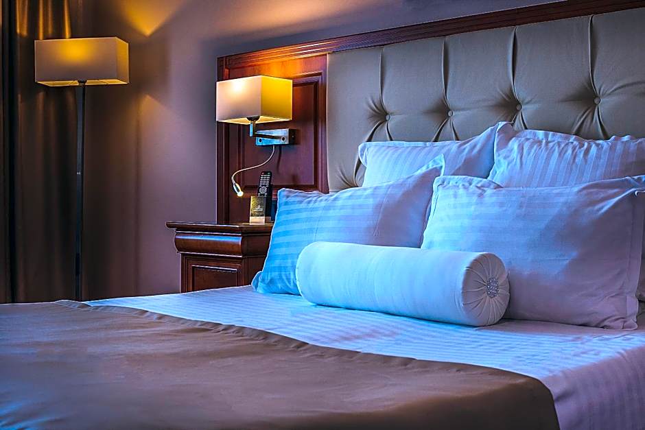 Photo 1 of 7 of Standard 1 Double Bed or 2 Beds