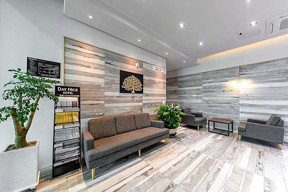 Daynice hotel