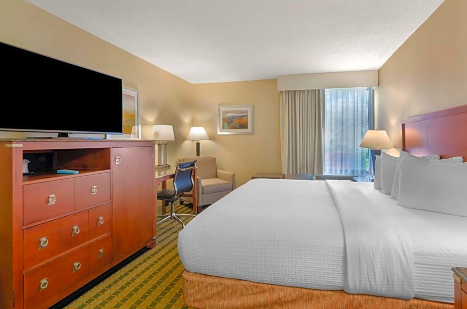Best Western North Roanoke