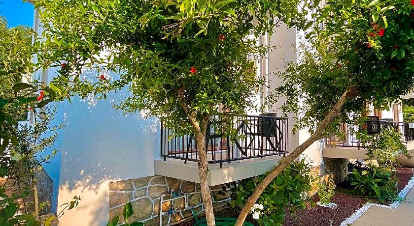 Cennet Hotel