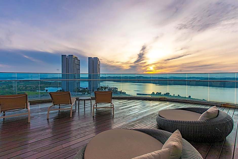 Fraser Place Puteri Harbour