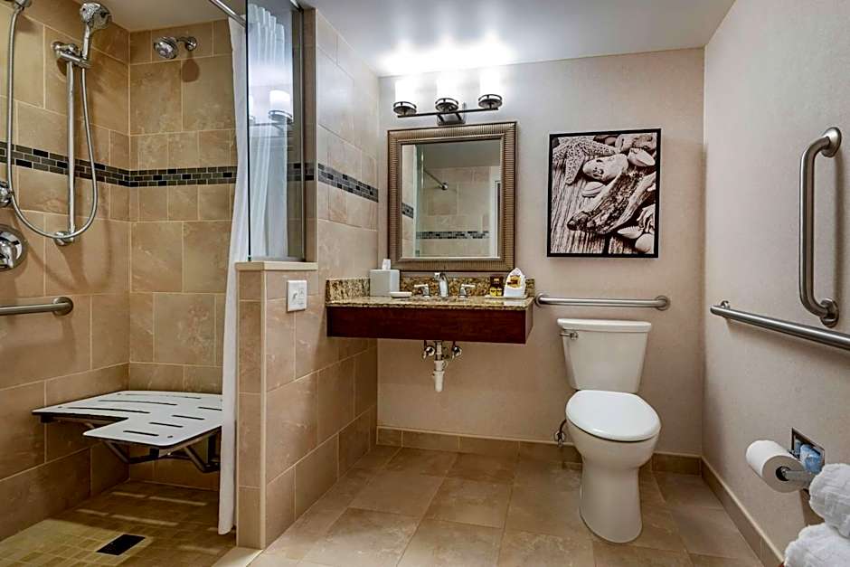 Best Western Plus Captain's Quarters
