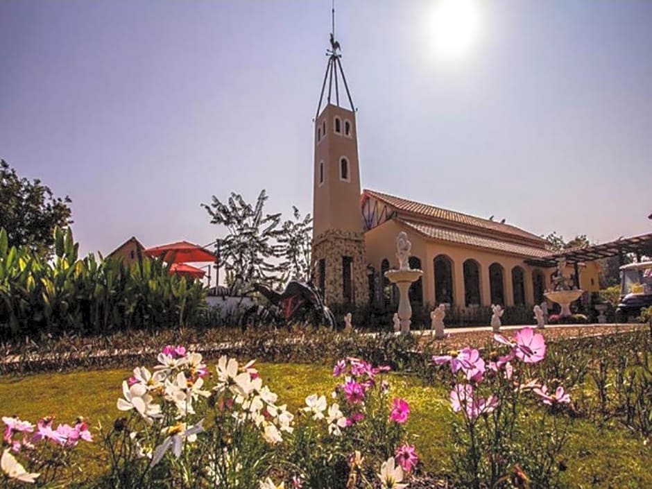 La Provence Suan Phung Hotel