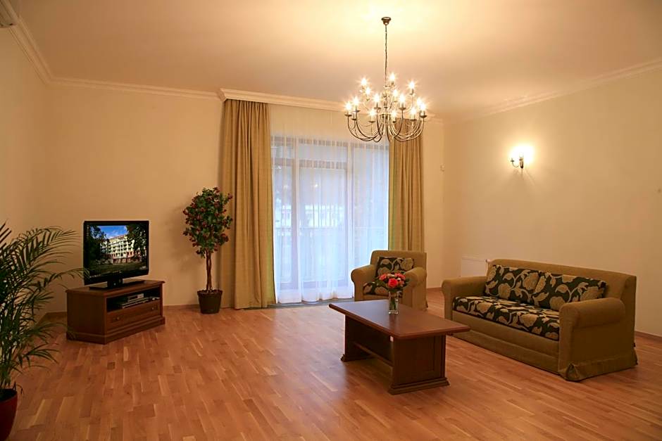 Slunecni Lazne Apartments