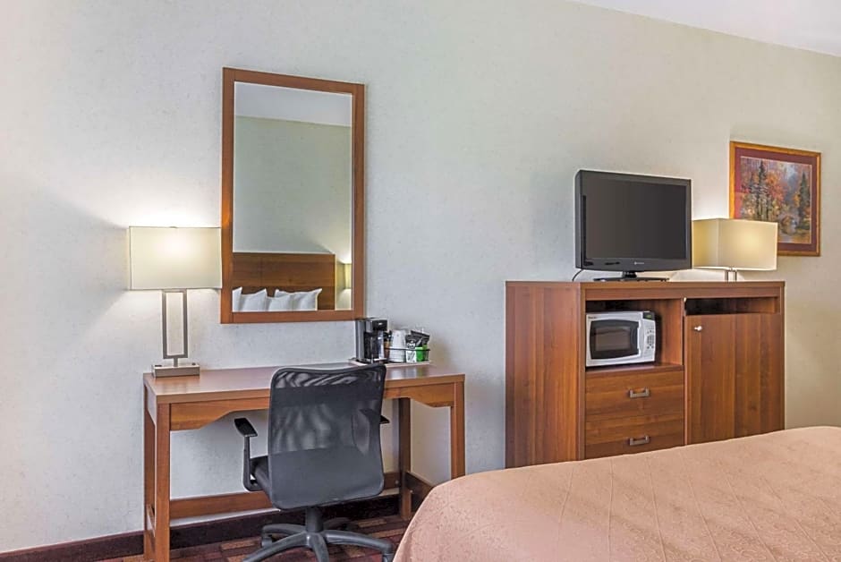 Econo Lodge Luverne I-90