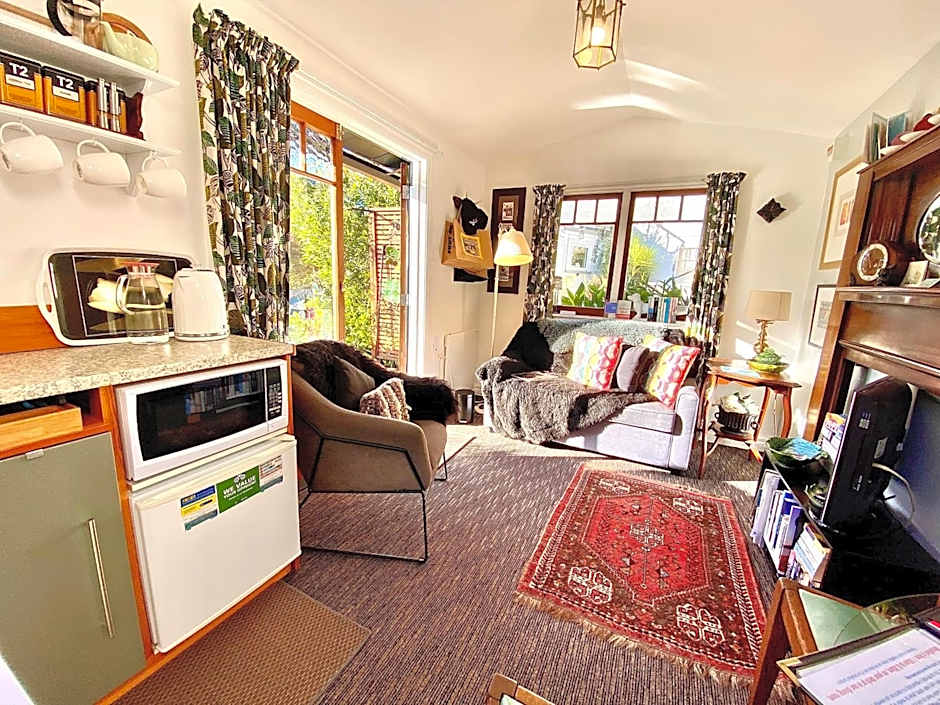 Ah House City B&B Nelson