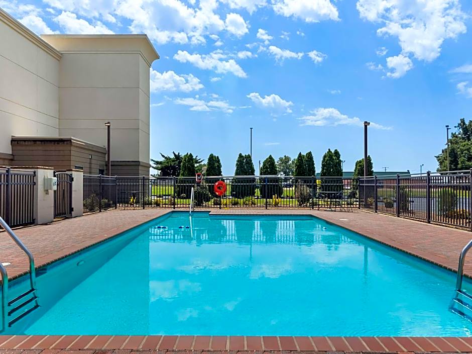 Hampton Inn By Hilton Blytheville