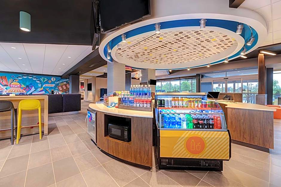 Tru by Hilton Grantville, PA