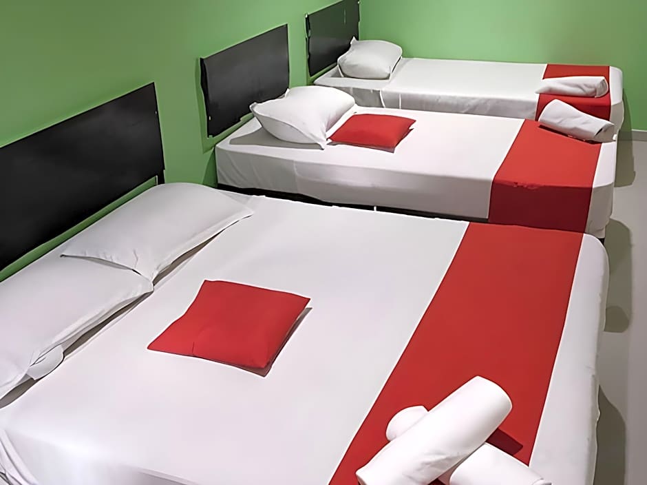 EZI HOTEL KLANG