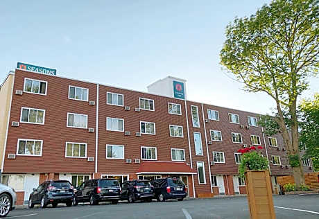 Seasons Inn Halifax
