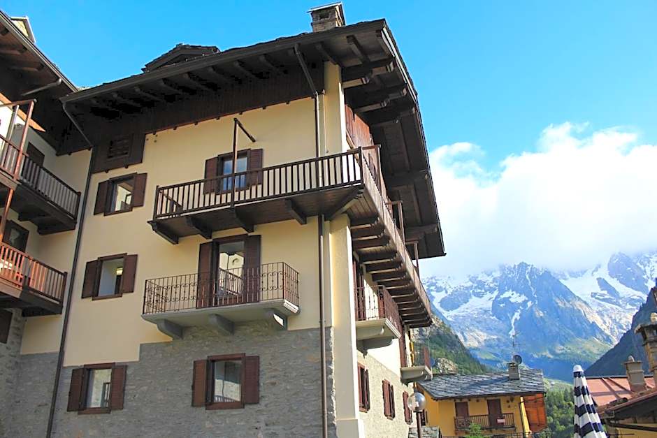 Hotel Ottoz Meublé