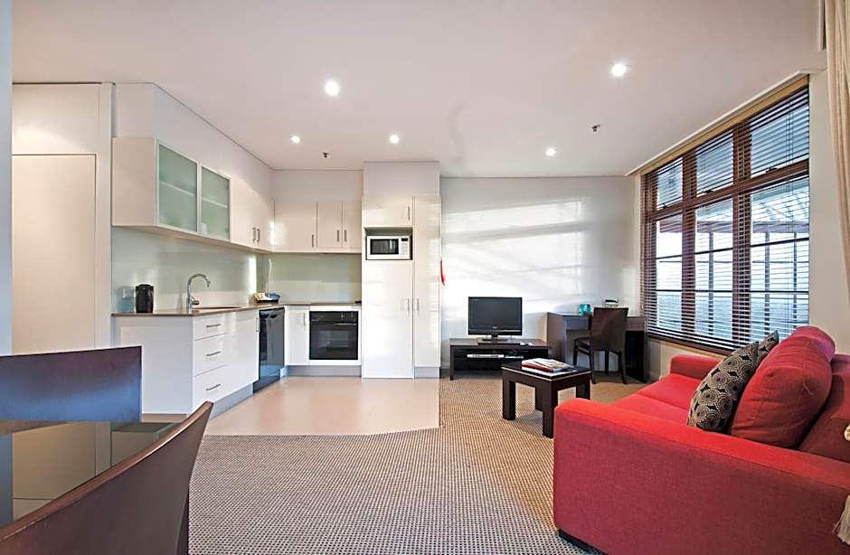 Quest Canberra Apartment