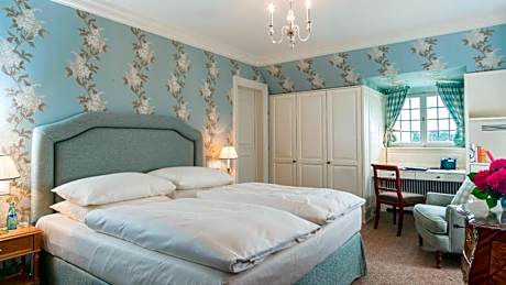 Castle Park View Room