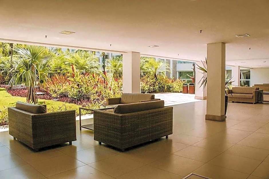 In Mare Bali Flat Marbella by Qavi