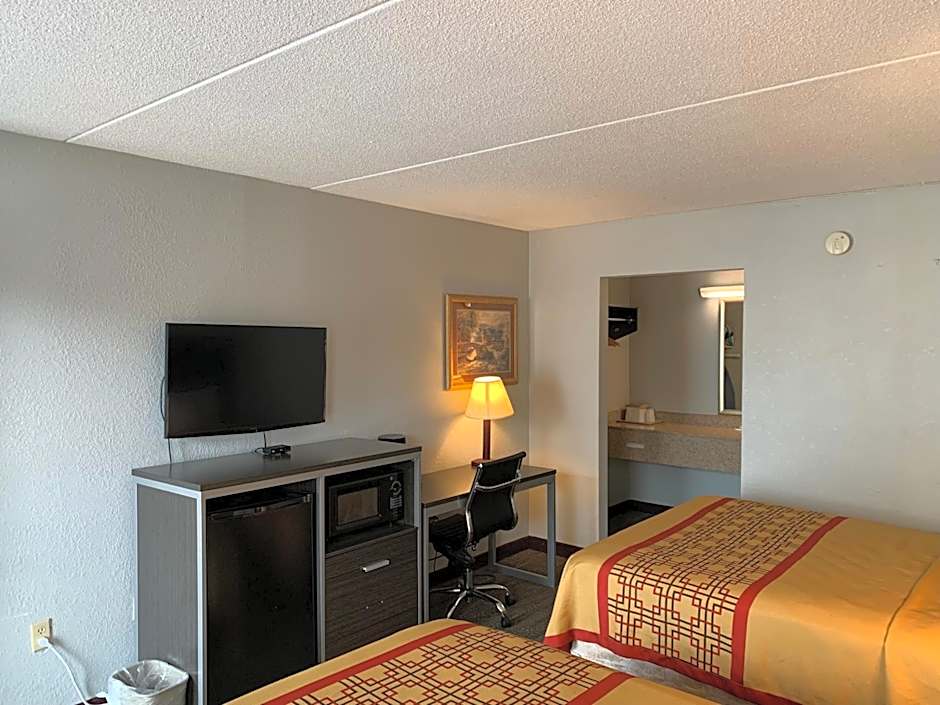 Pigeon Forge Parkway Inn