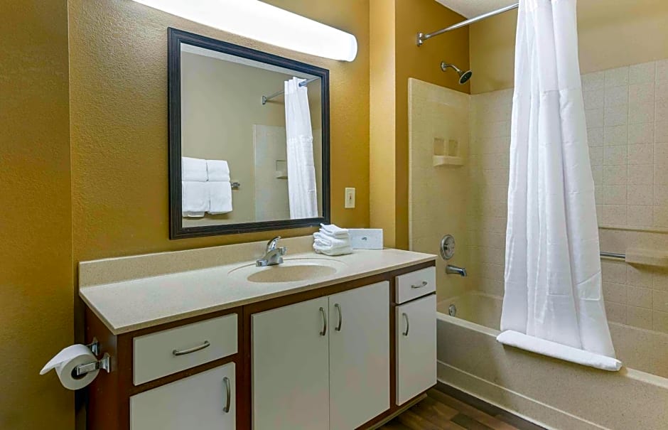 Extended Stay America Suites - Raleigh - North Raleigh - Wake Towne Dr.