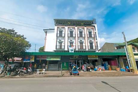 Greenwood Residences 