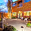 The Peerless Hotel