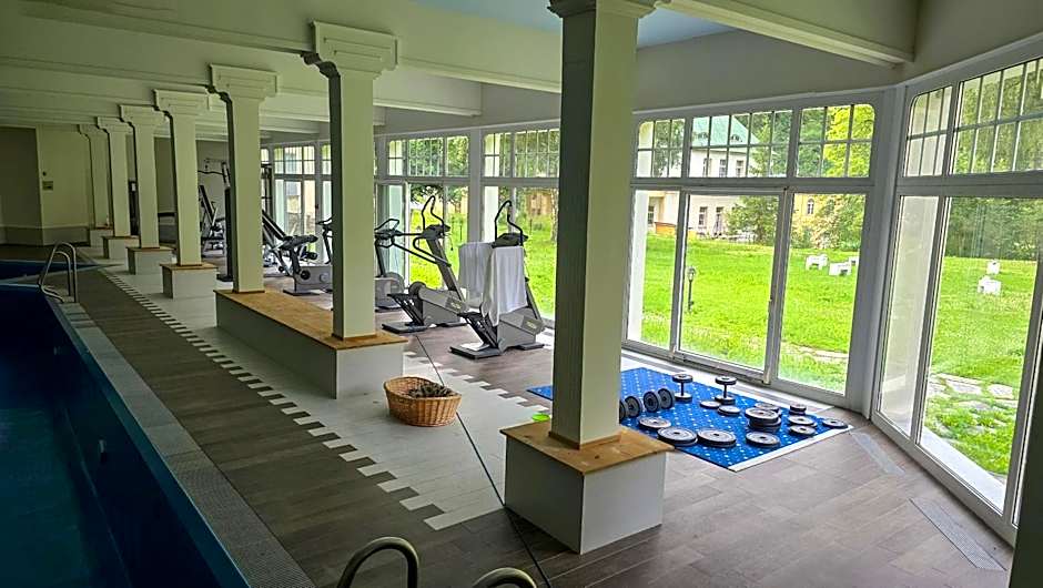 Scuol Palace - Culture, Nature & Health