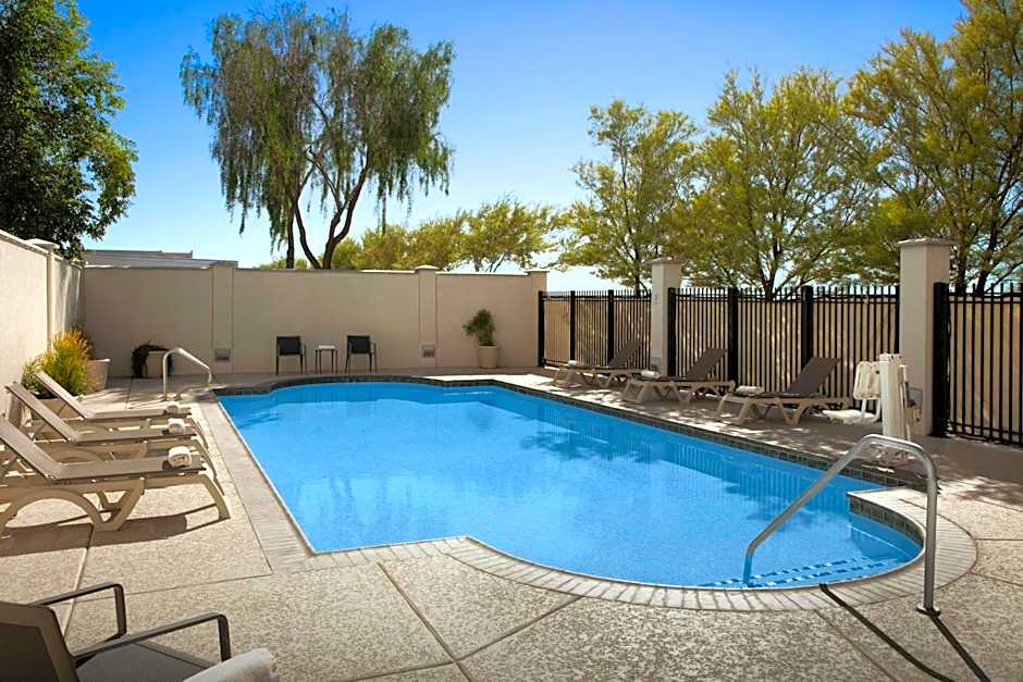 Fairfield Inn & Suites by Marriott Phoenix Chandler/Fashion Center