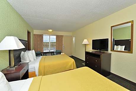 Suite with 1 King Bed and 2 Double Beds - Non-Smoking