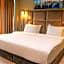 Pasaport Pier Hotel