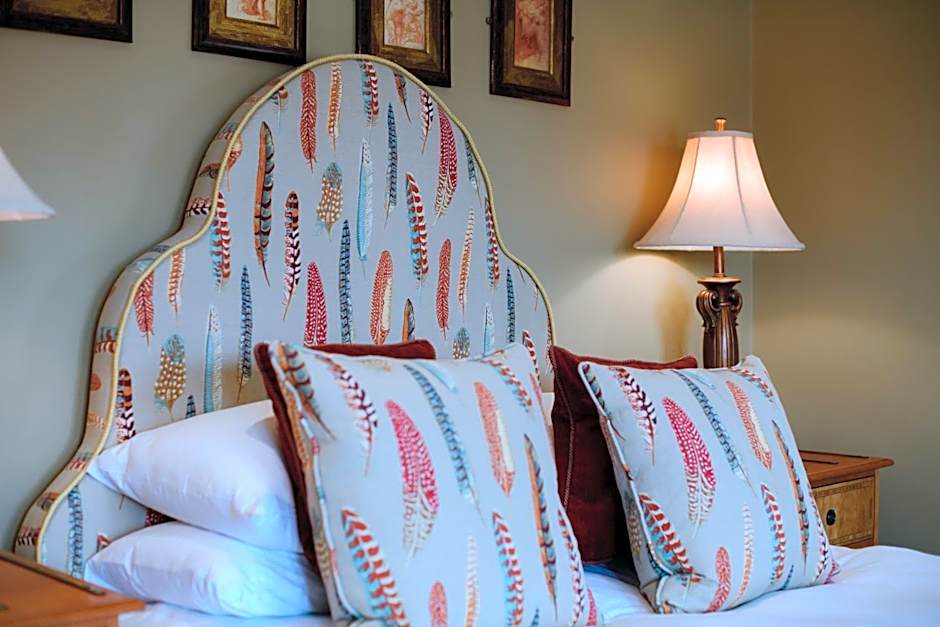 Ye Olde Bell Hotel & Spa