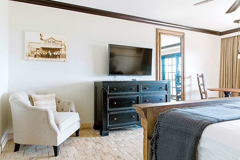 Hillside Boutique Hotel